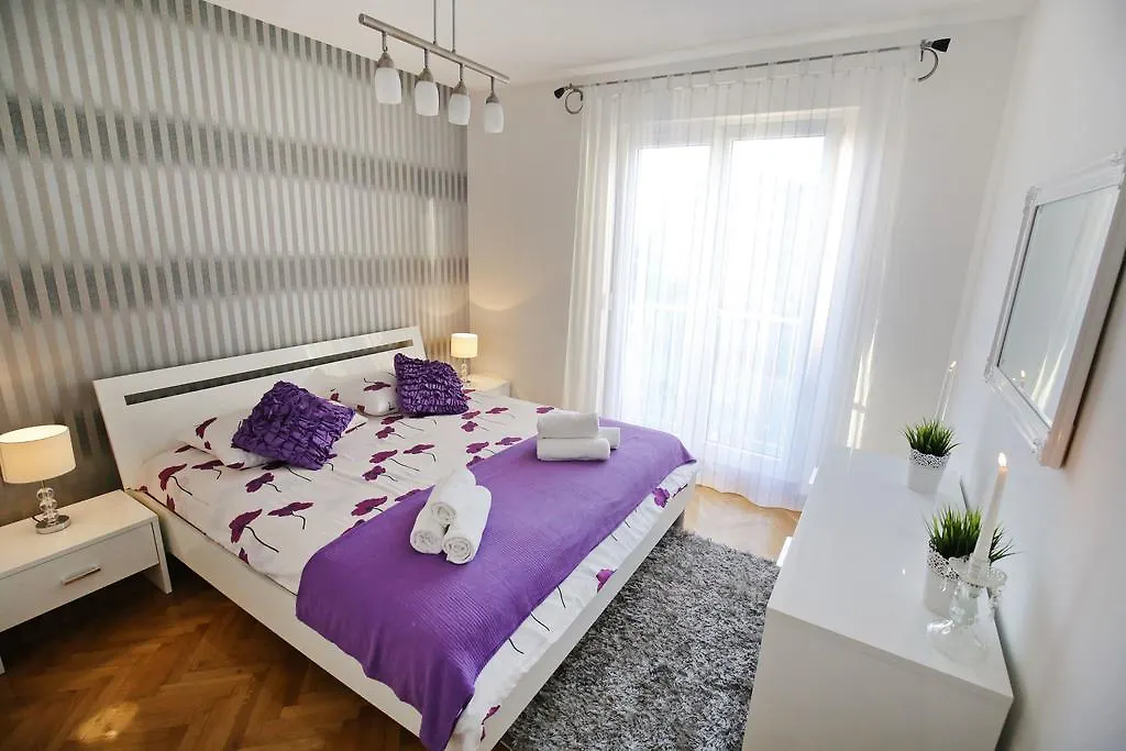 Apartment Julija Zadar 0*,