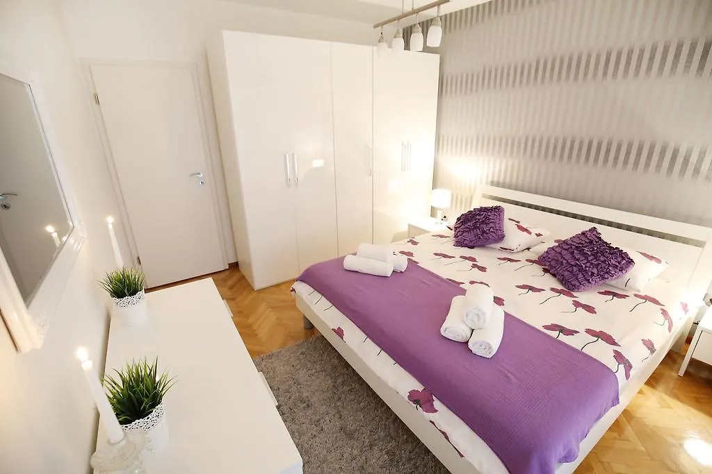 Apartment Julija Zadar